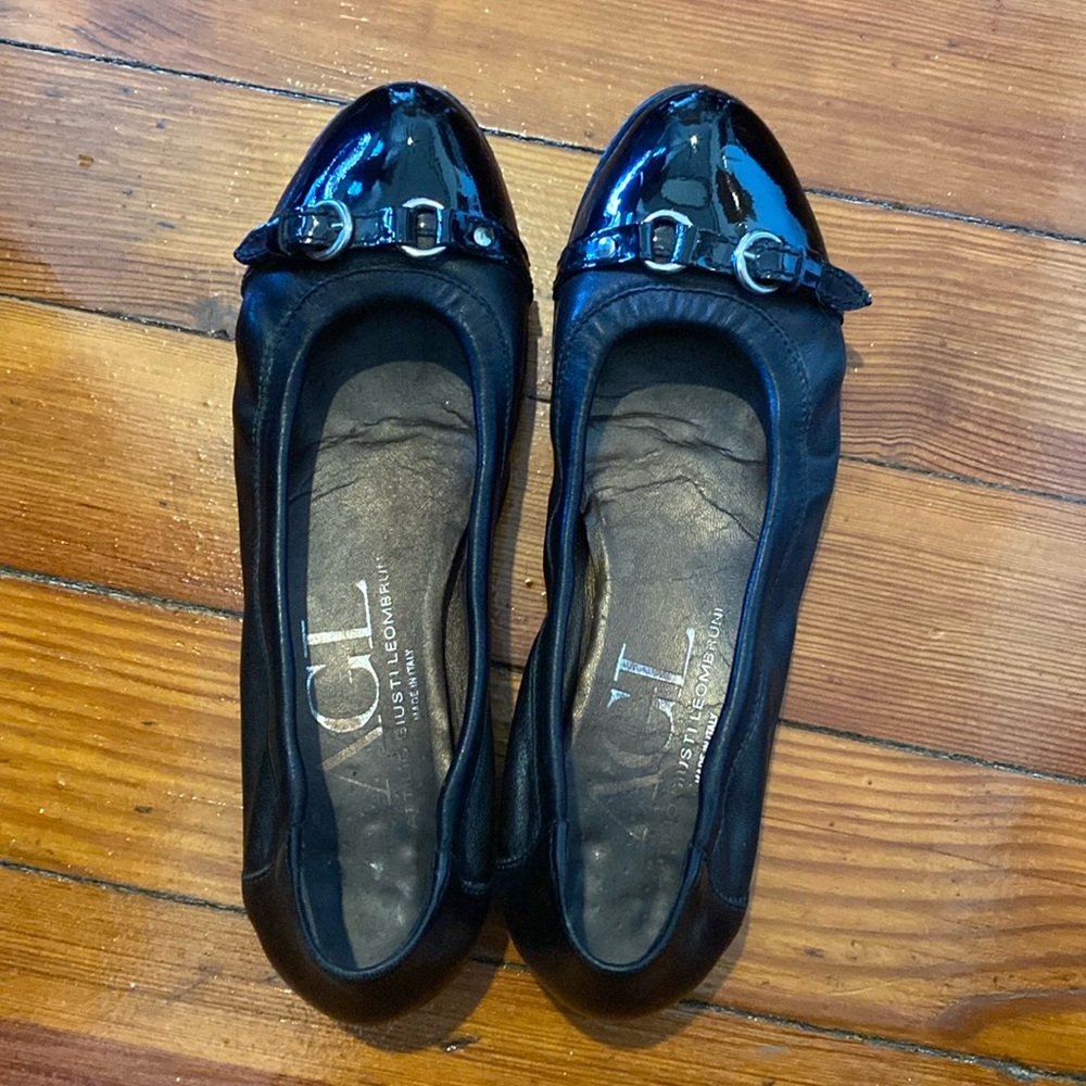 AGL Monika Flats